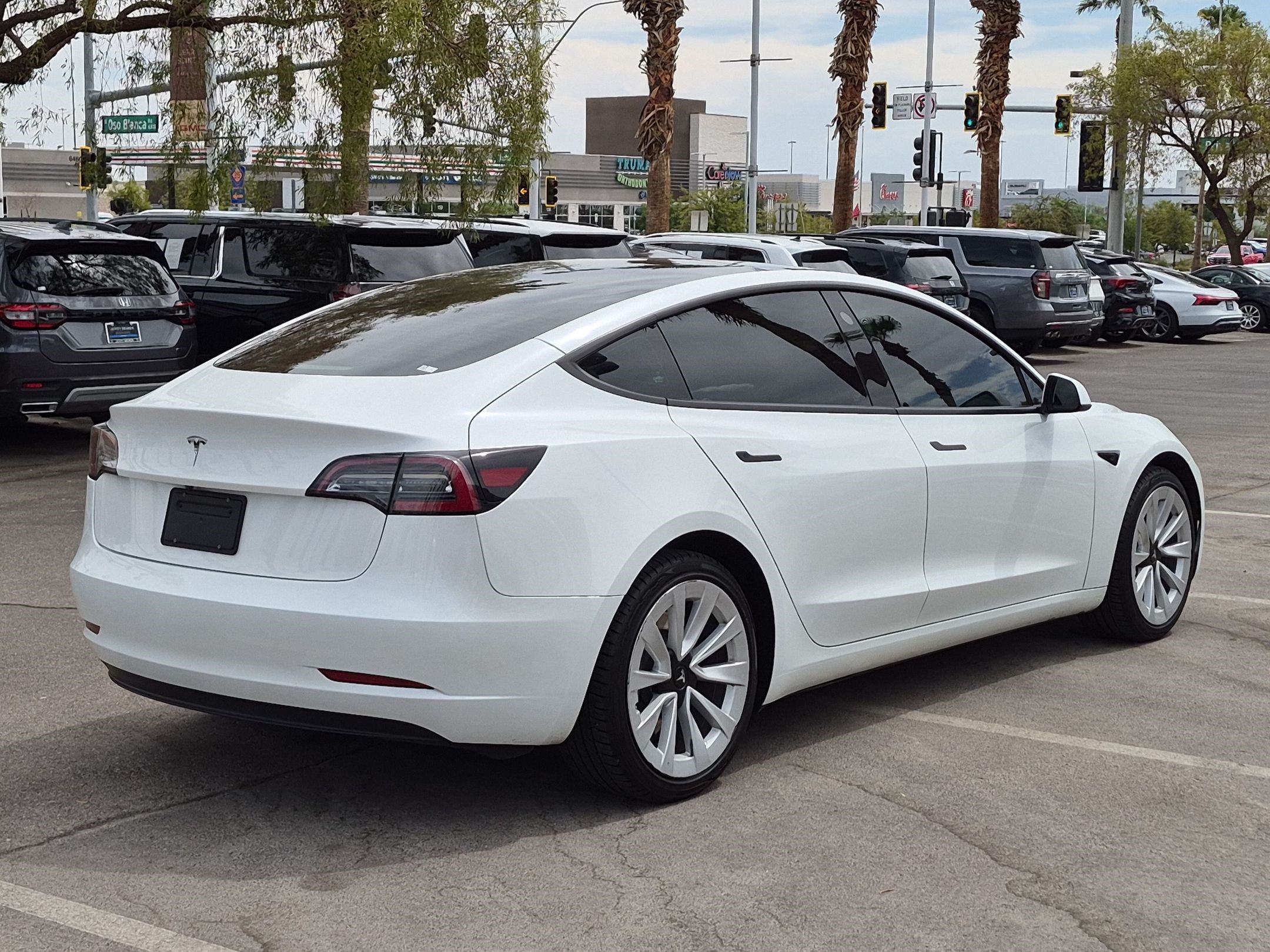 Used 2023 Pearl White Multi-Coat Tesla Base image 5