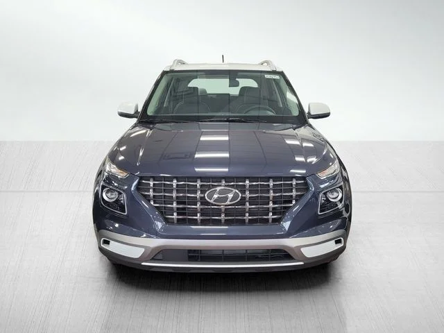 Used 2025 White Hyundai Limited image 11