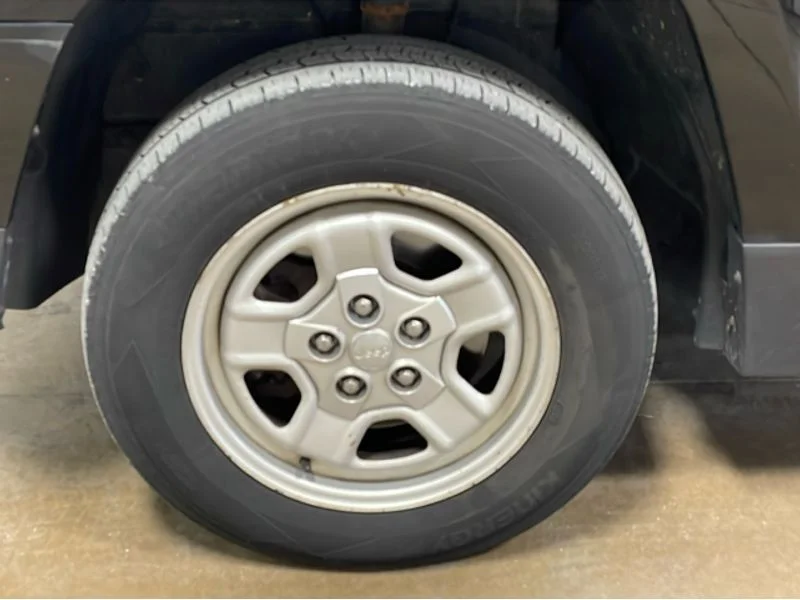 Used 2015 Black Clearcoat Jeep Sport image 16