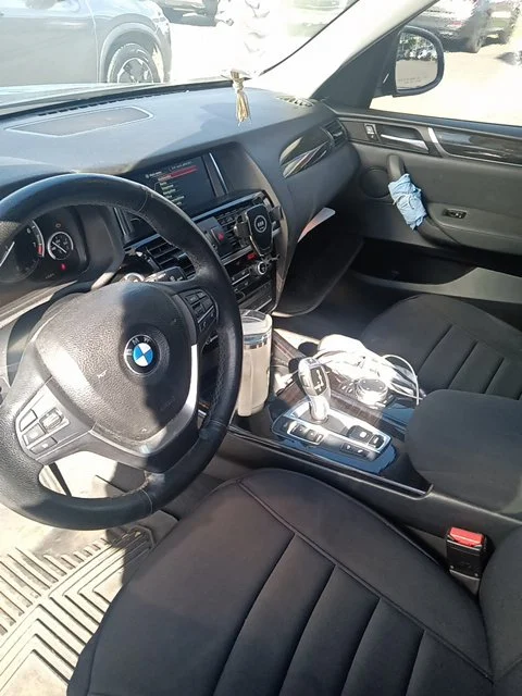 Used 2016 Gray BMW sDrive28i image 4