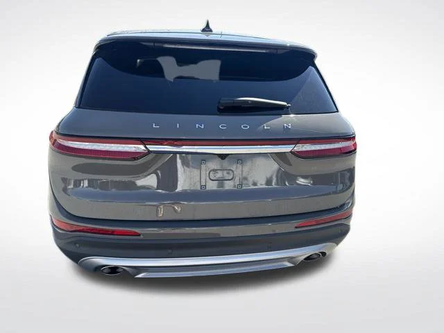 Used 2025 Gray Lincoln Reserve image 4