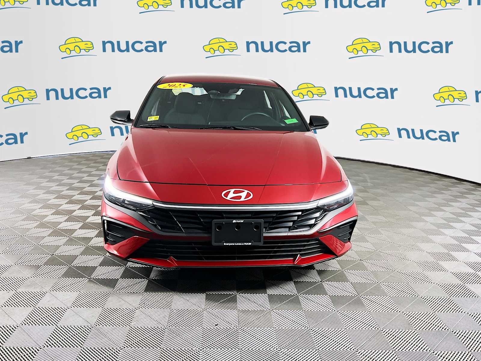 Used 2025 Ultimate Red Hyundai SEL Sport image 2