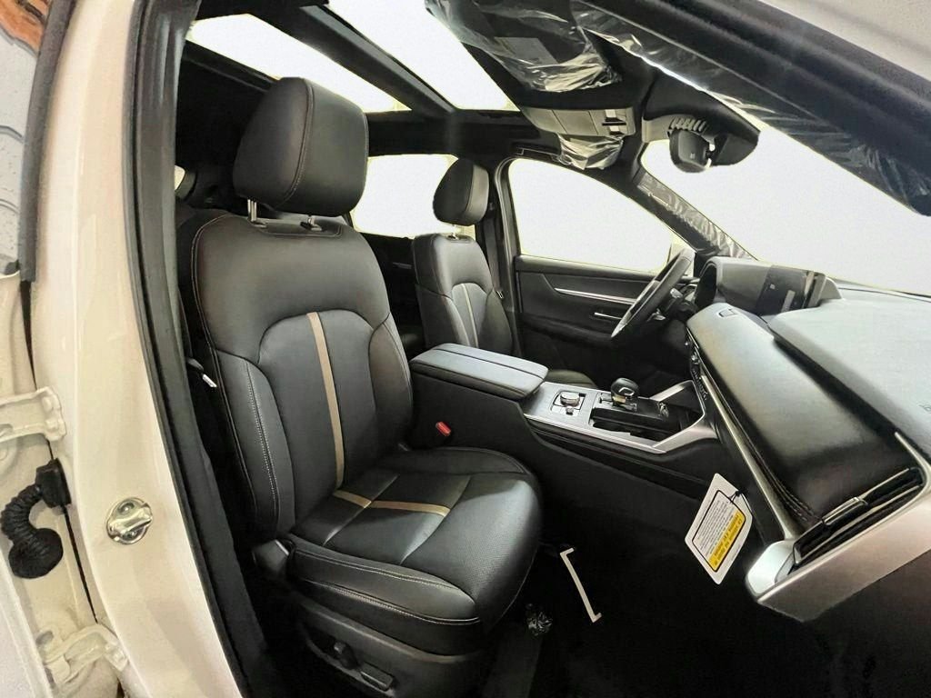 2026 Mazda CX-90 Premium Plus Package - Photo 12