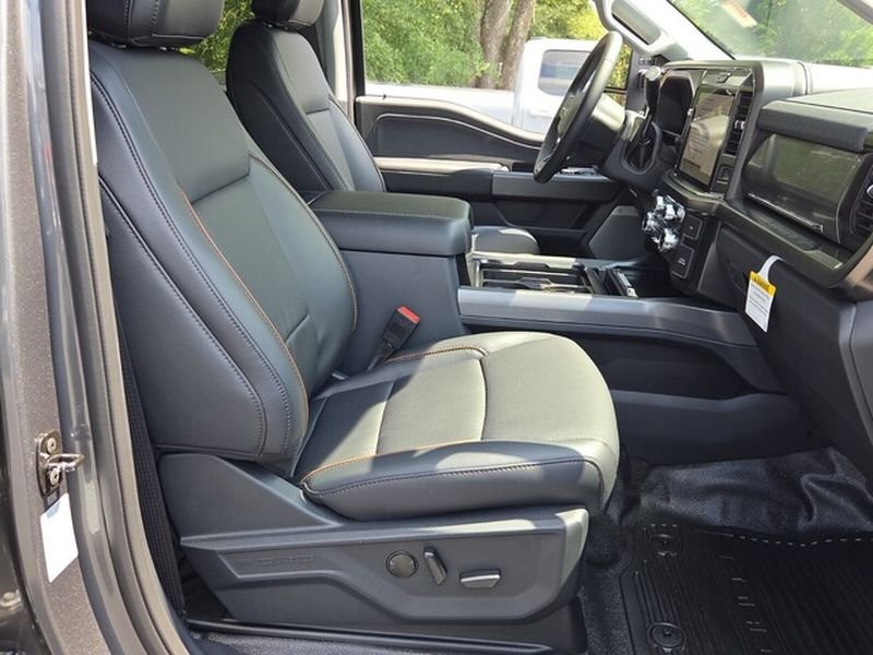 New 2026 Carbonized Gray Metallic Ford F-250® Lariat® image 17