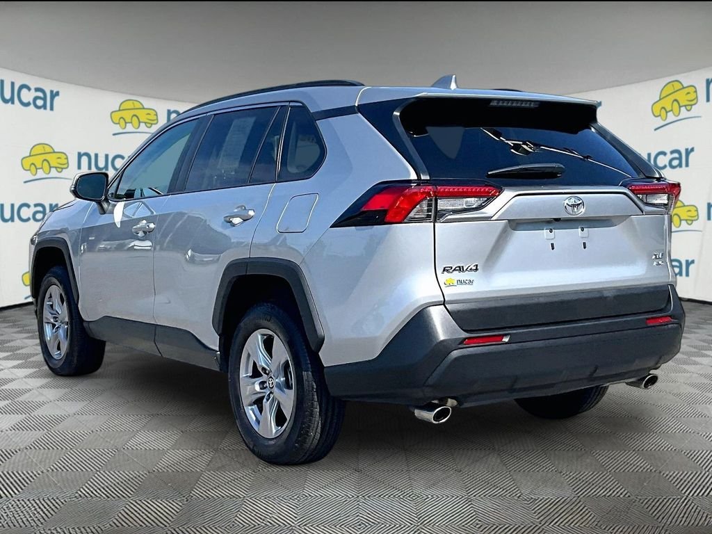 Used 2025 Silver Toyota XLE image 4