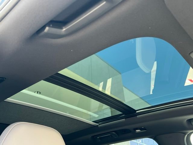 2025 Volvo XC90 Core - Photo 29
