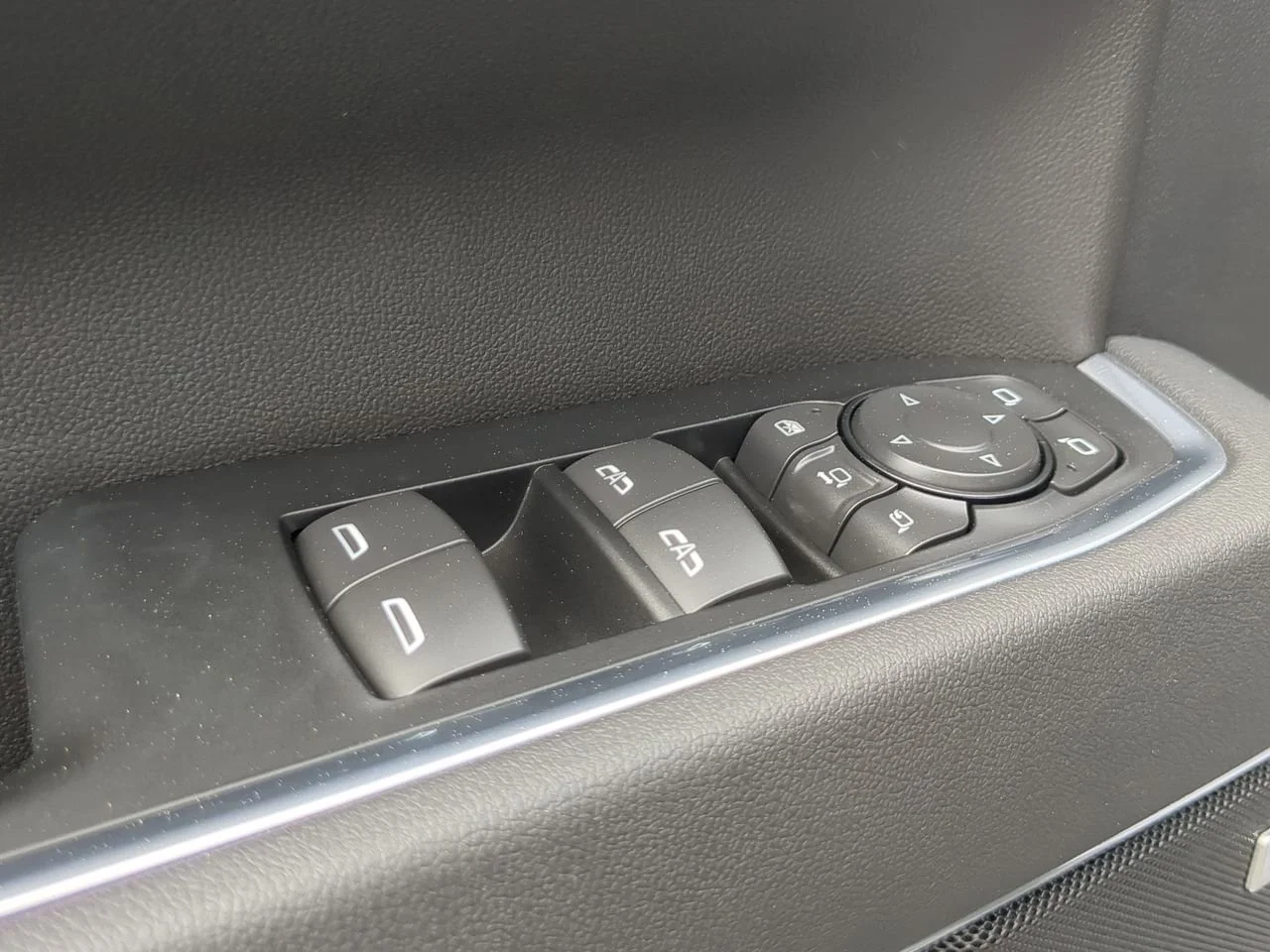 New 2026 Sterling Metallic GMC SLT image 24