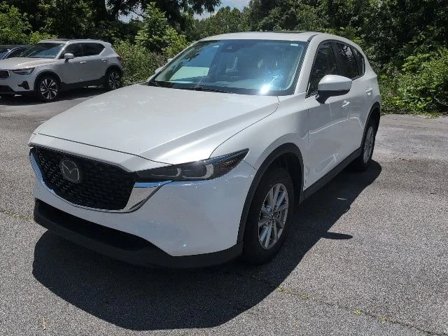Used 2023 White Mazda 2.5 S Preferred Package image 3