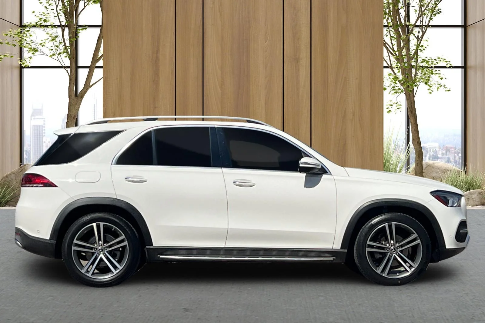 Used 2020 White Mercedes-Benz GLE 350 image 3