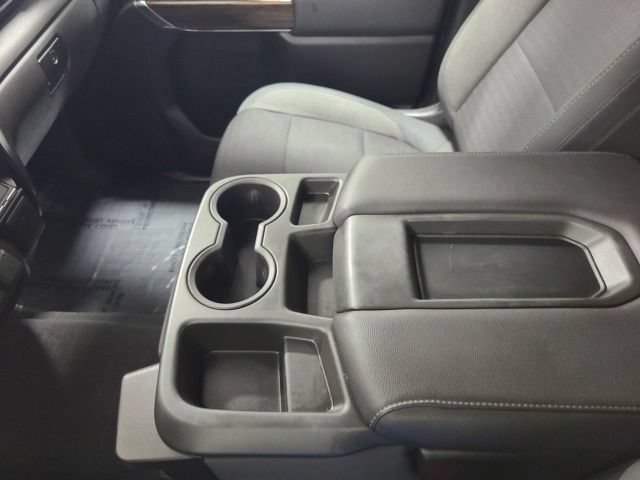 Used 2019 Summit White GMC SLE image 31