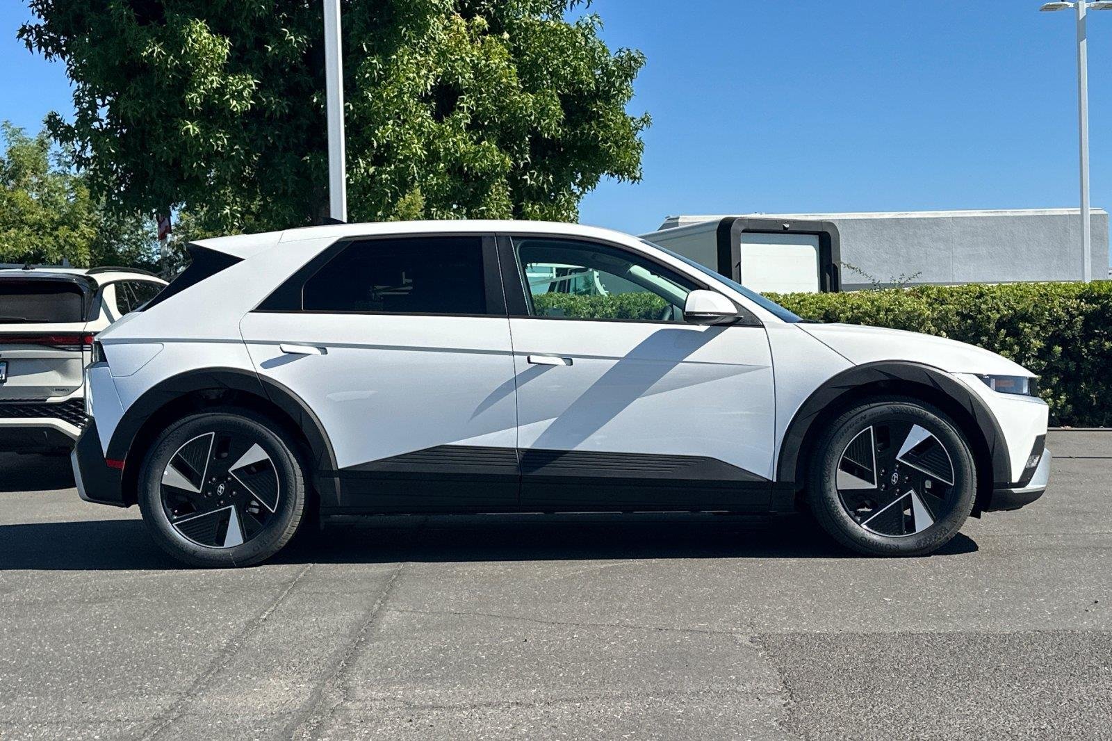 New 2026 Atlas White Hyundai SE image 3