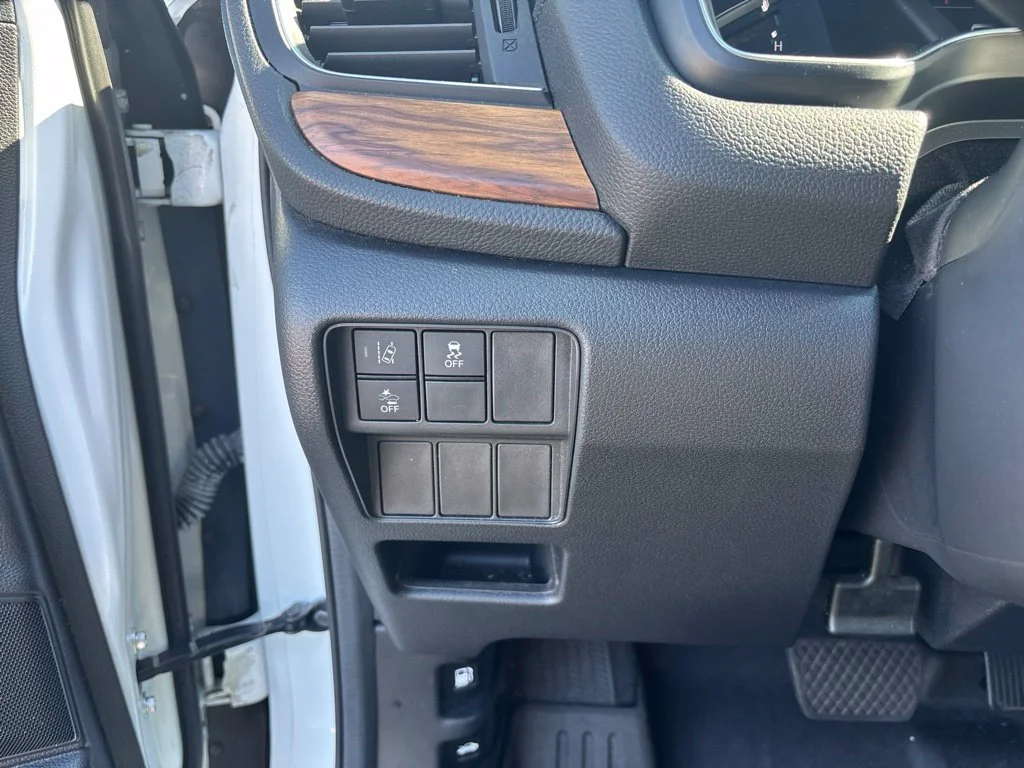 Used 2022 White Honda EX image 12
