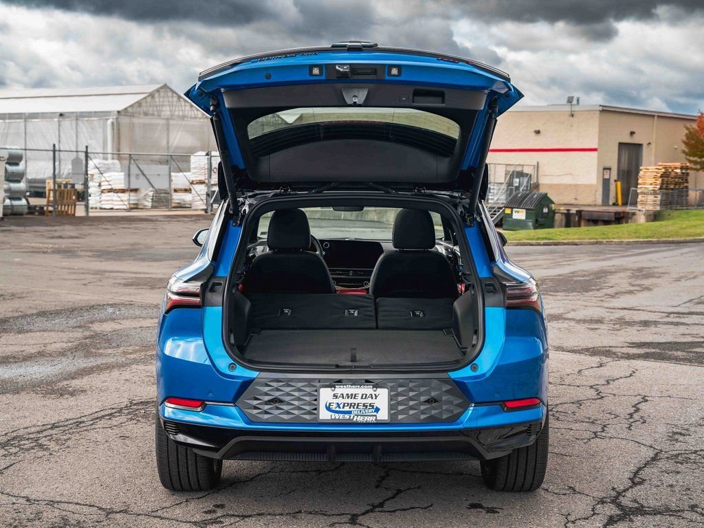 2025 Chevrolet Equinox EV RS - Photo 60