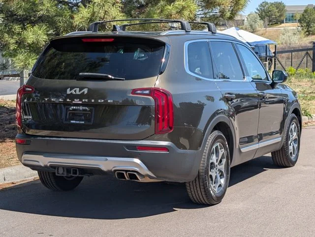 Used 2022 Moss Kia EX image 3