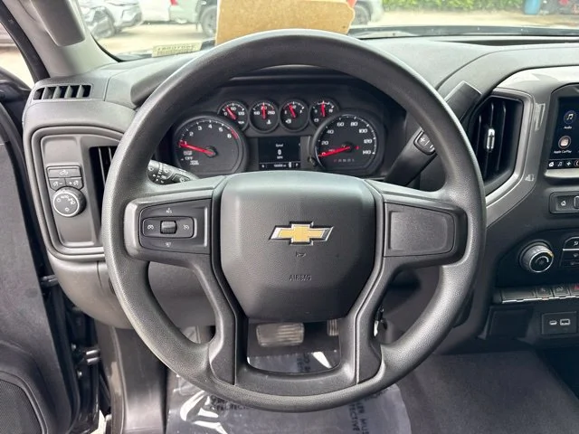 Used 2022 Brown Chevrolet Custom image 17