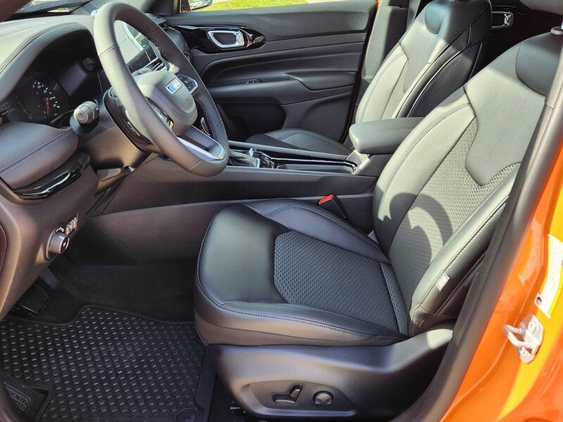 2026 Jeep Compass Altitude - Photo 9