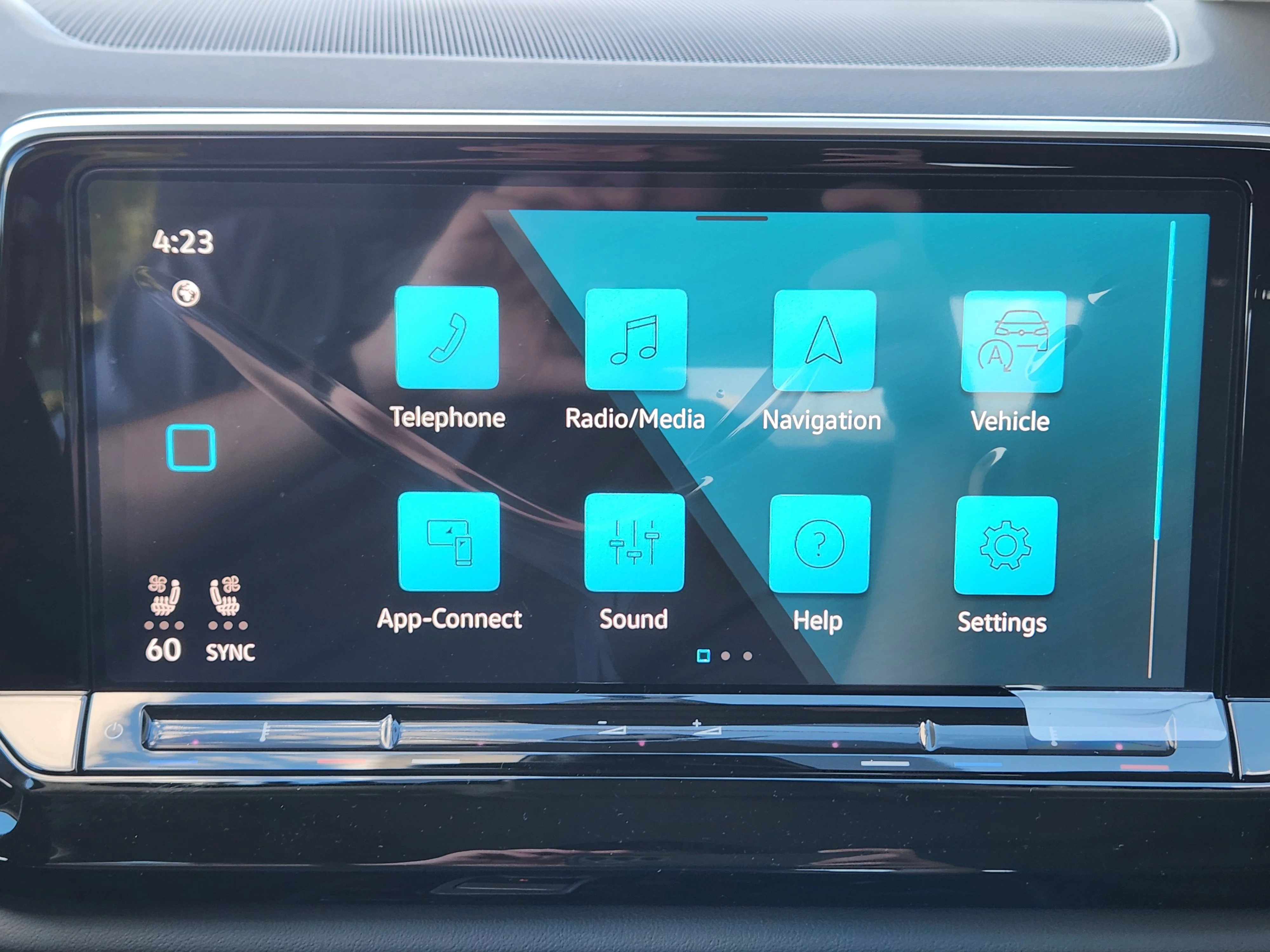 2026 Volkswagen Atlas SE w/Tech - Photo 12