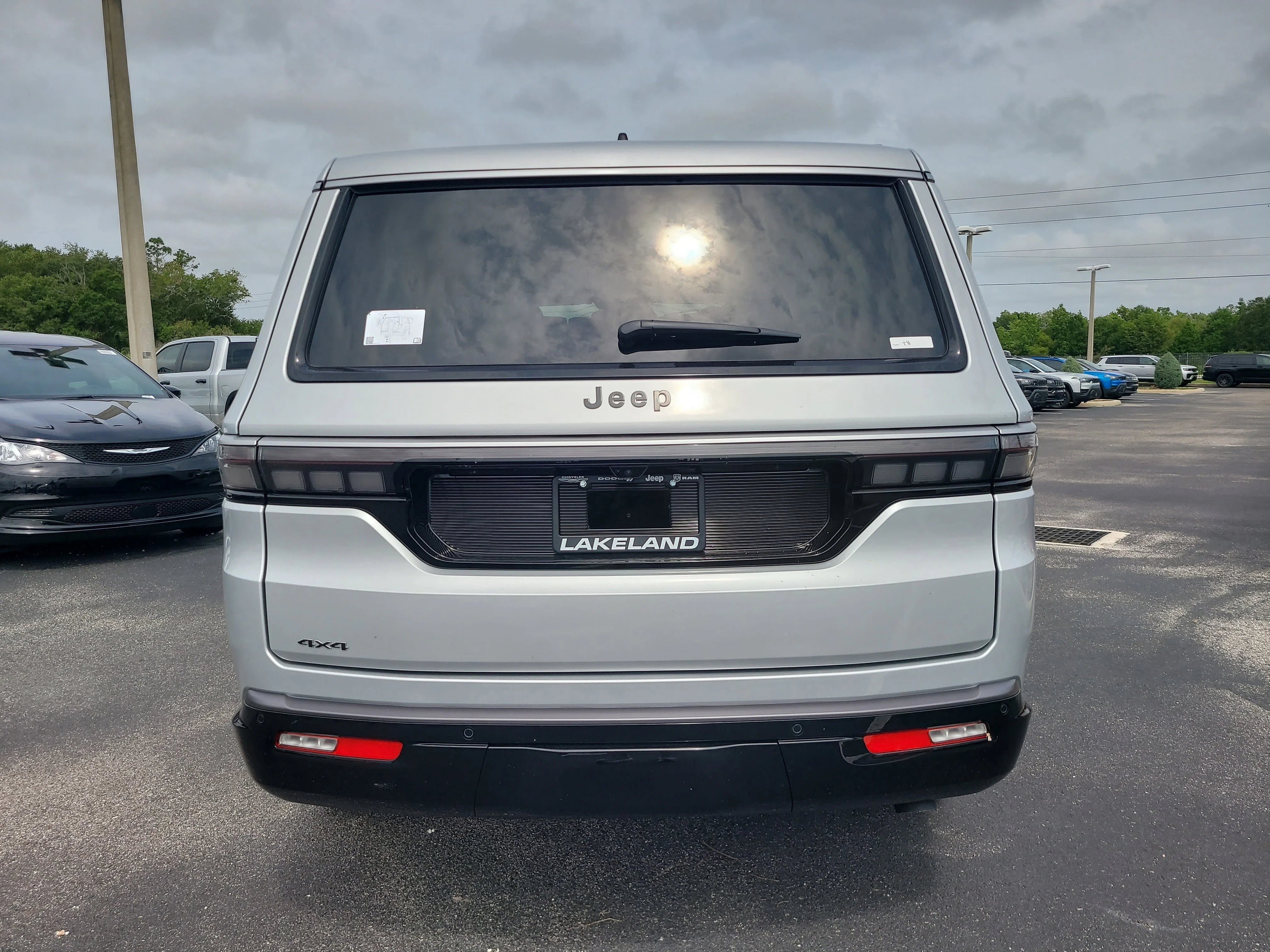 New 2026 Silver Zynith Jeep  image 7