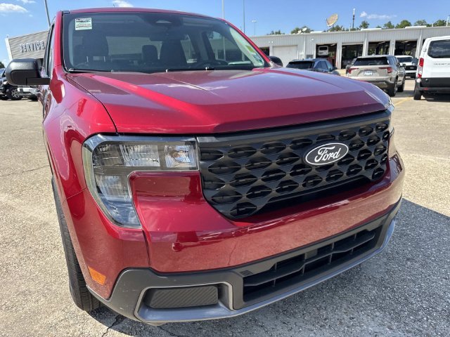 Used 2025 Red Ford XLT image 4