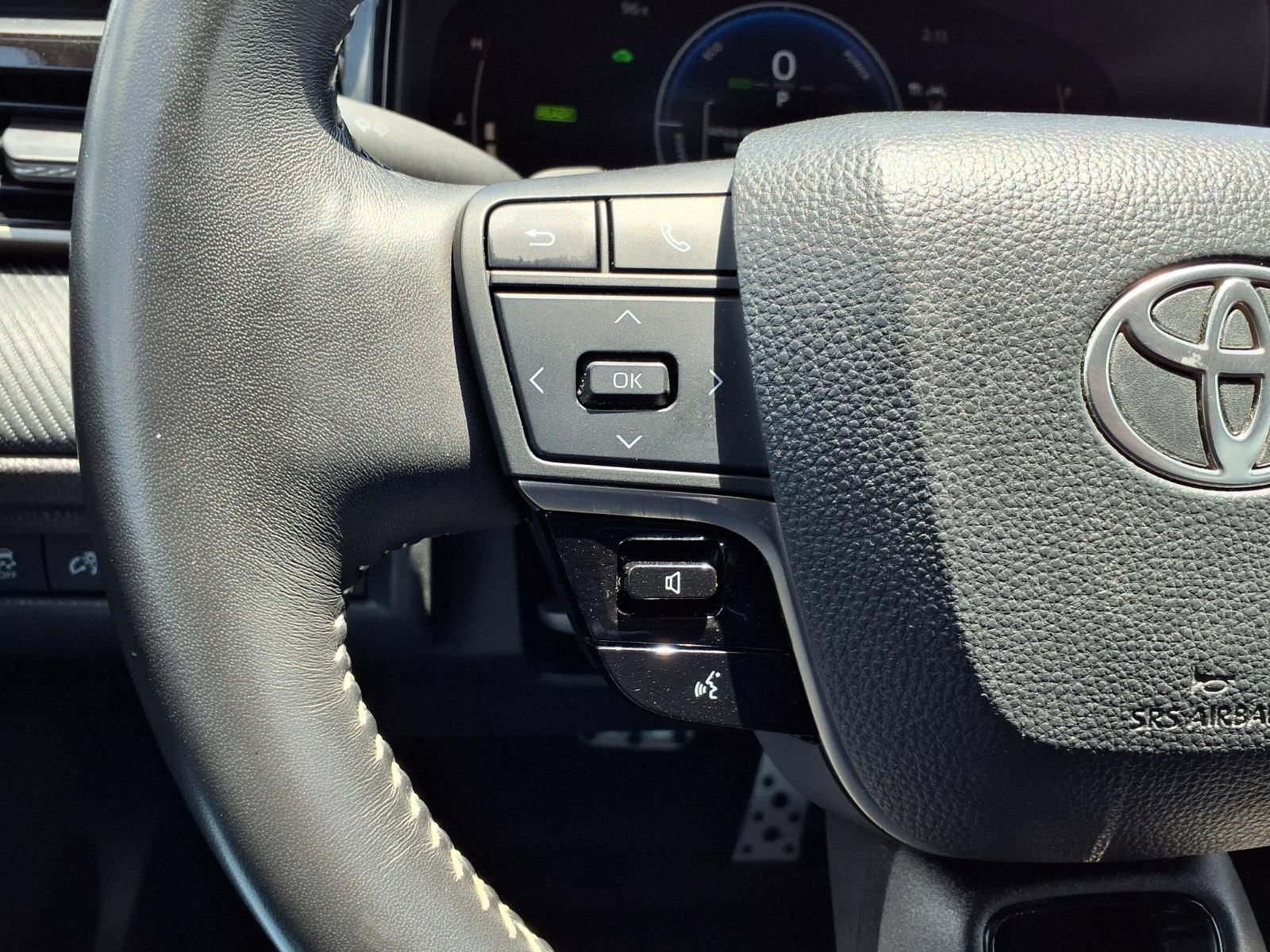 Certified Used 2025 Ocean Toyota SE image 20