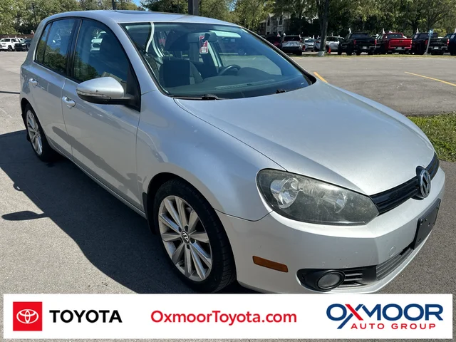 2013 Volkswagen Golf TDI w/Sunroof & Nav