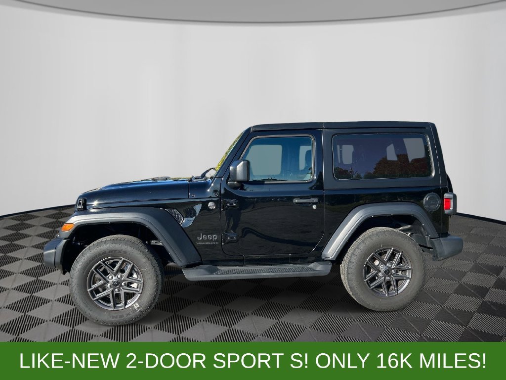 Used 2024 Black Jeep Sport S image 2