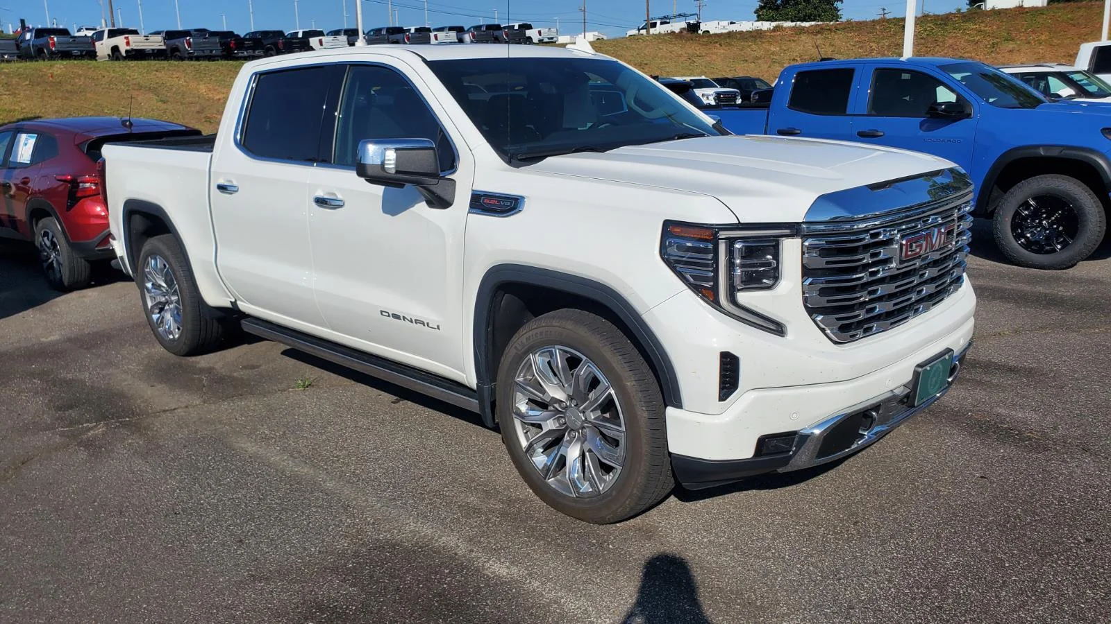 Used 2023 Summit White GMC Denali image 2