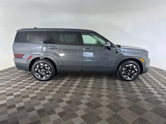Used 2025 Gray Hyundai SE image 4