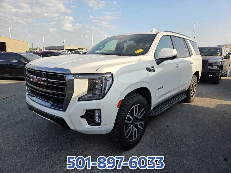 Used 2022 White Frost GMC AT4 image 10