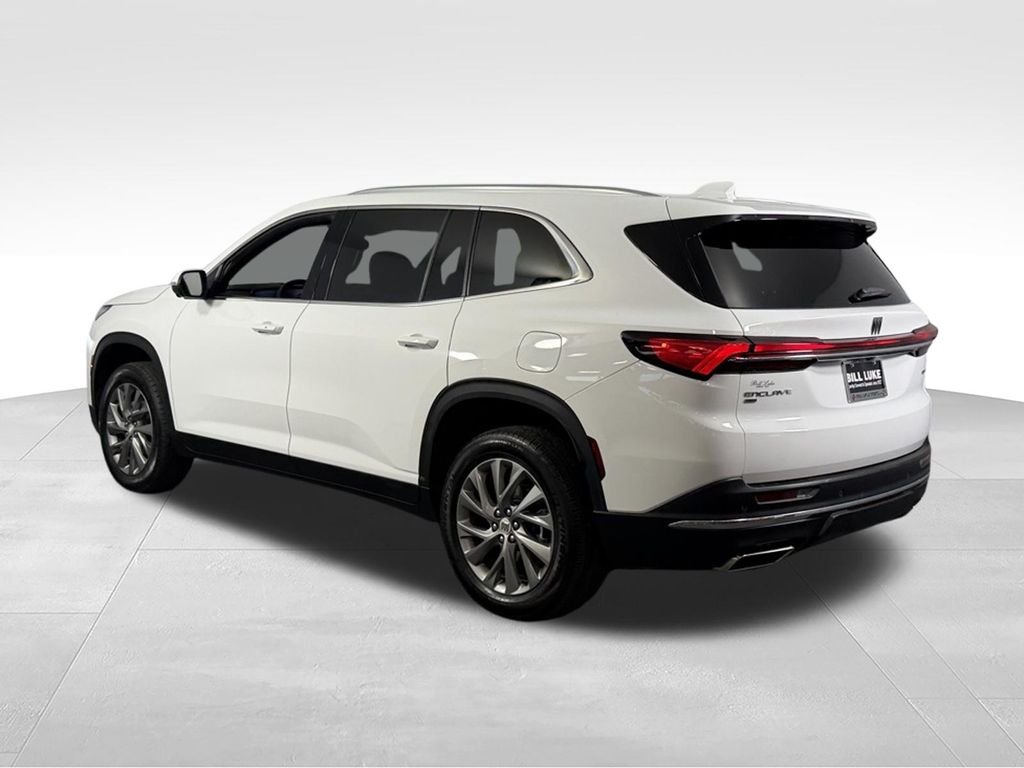 Used 2025 Summit White Buick Preferred image 9