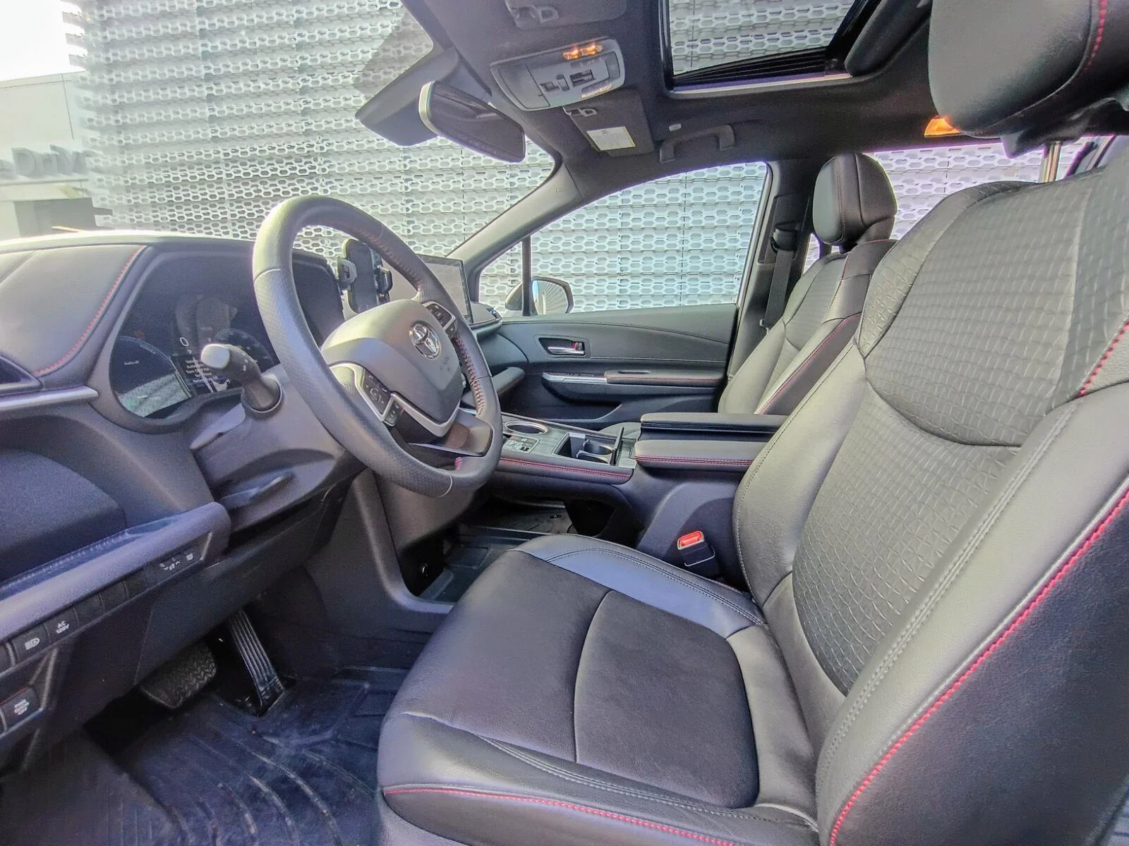 Used 2025 Cement Toyota XSE image 11