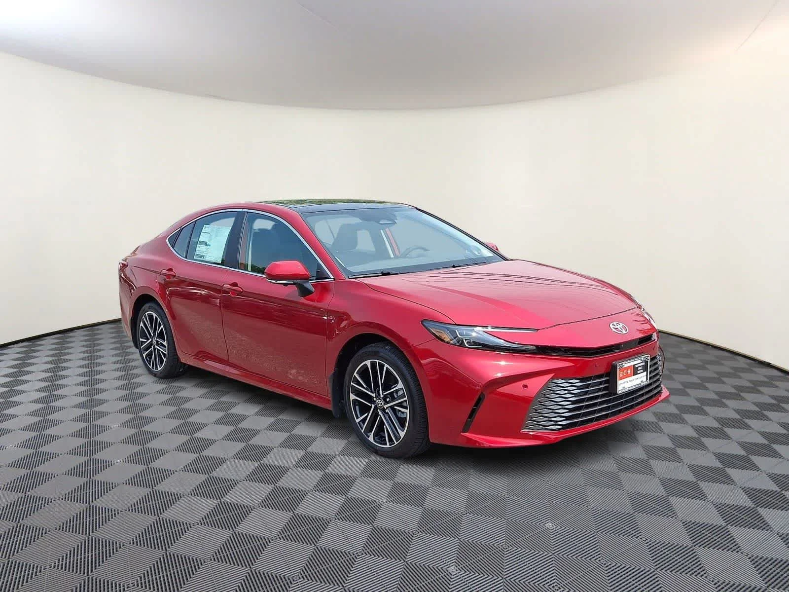 2026 Toyota Camry XLE - Photo 3