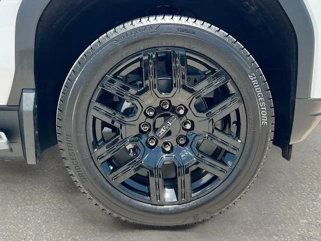 2026 GMC Sierra EV Elevation - Photo 19