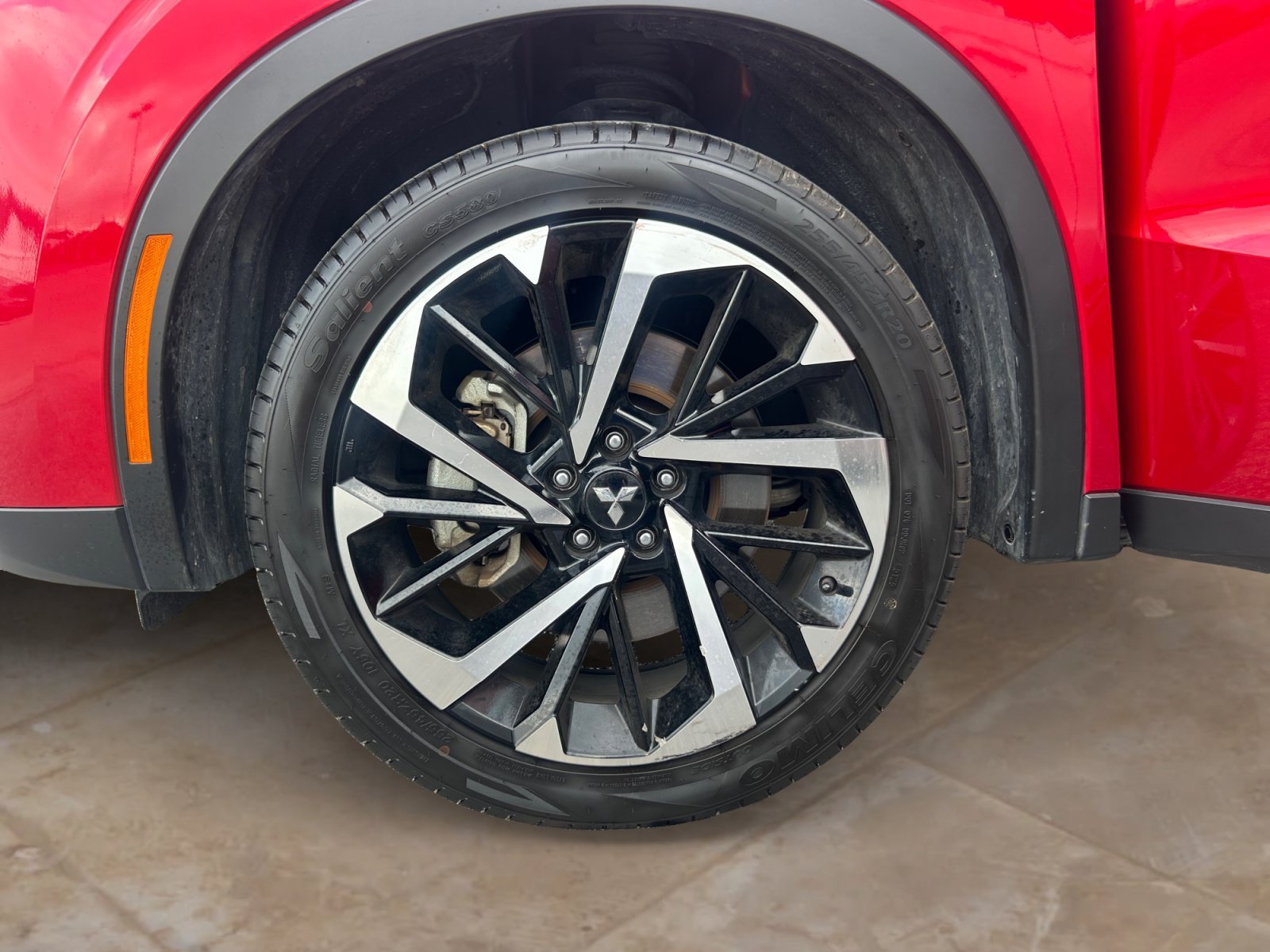 Used 2024 Diamond Red Mitsubishi SE image 23