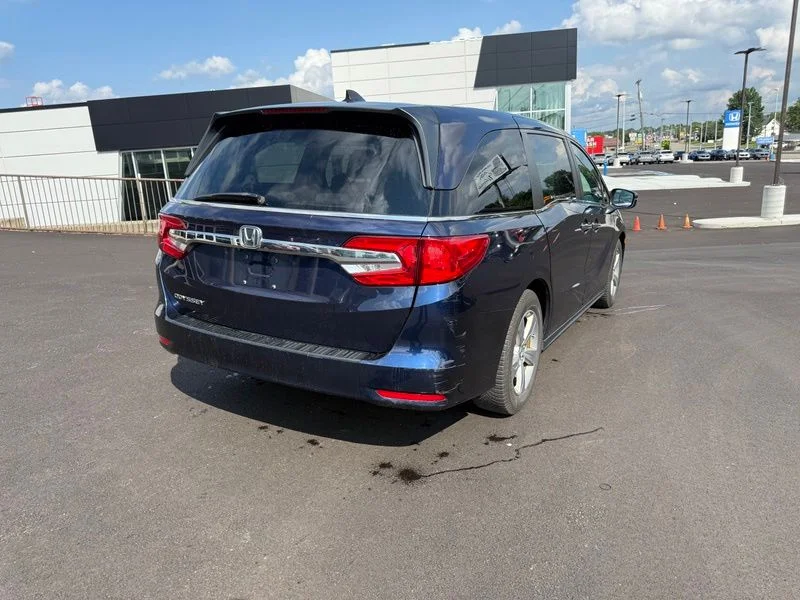 Used 2018  Honda EX image 8