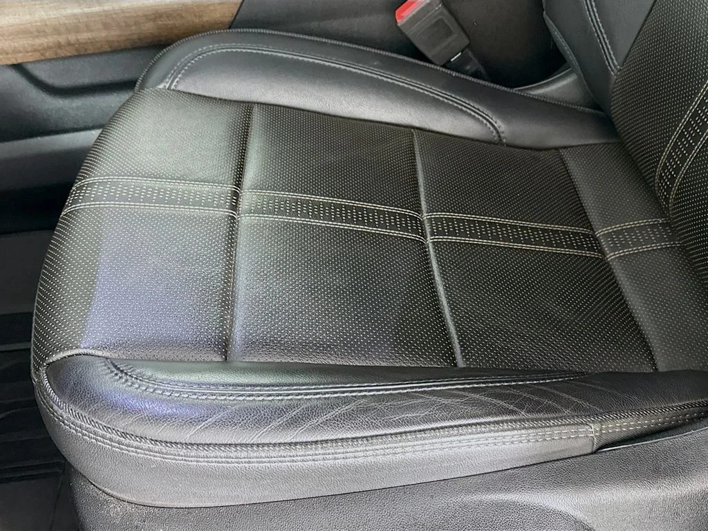 Used 2023 Beige Chevrolet High Country image 18