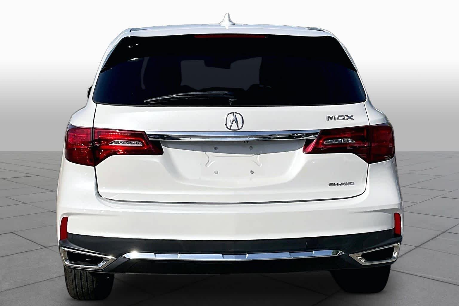 Used 2020 Platinum White Pearl Acura  image 5
