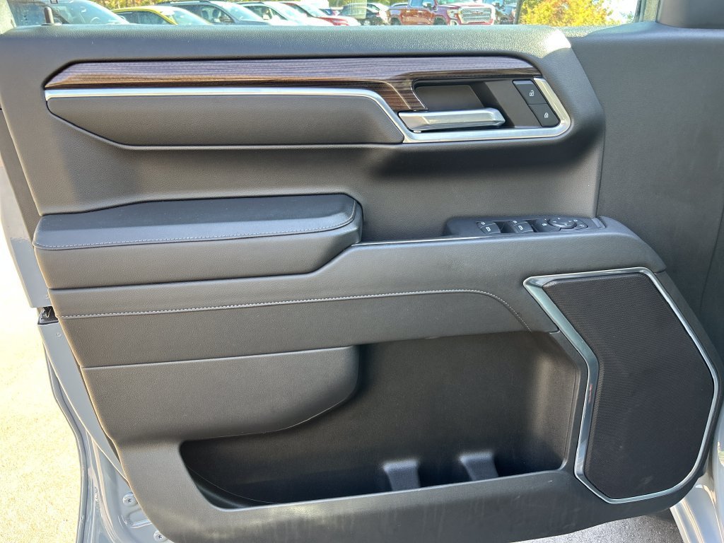 2024 Chevrolet Silverado 1500 RST - Photo 17
