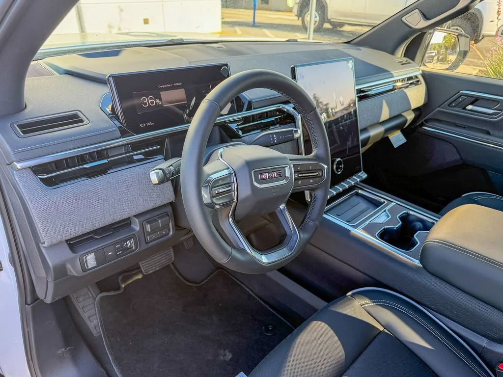 New 2026 Summit White GMC Elevation Extended Range image 12