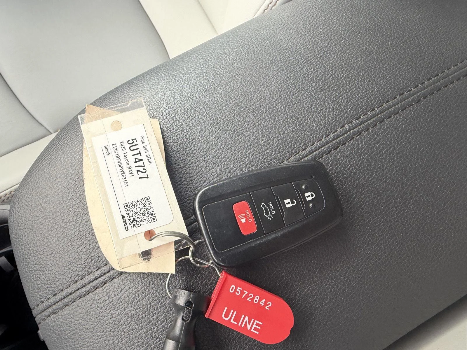 Used 2023 Midnight Black Metallic Toyota XLE Premium image 12