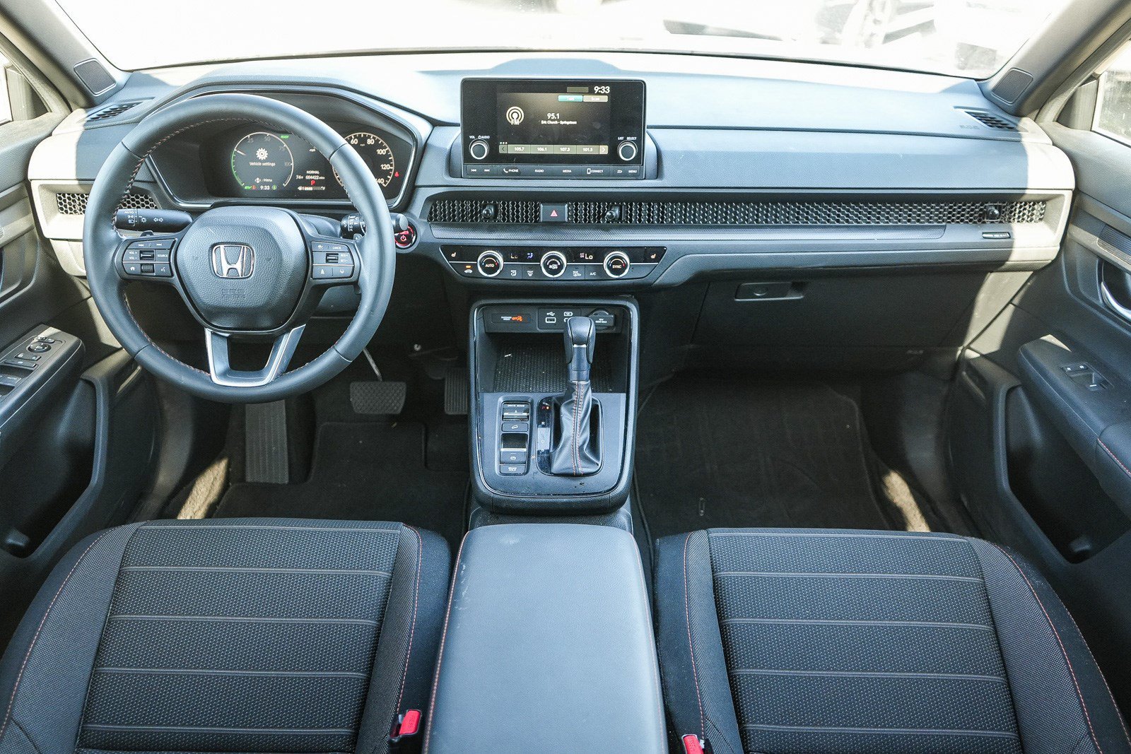 2025 Honda CR-V Sport - Photo 14