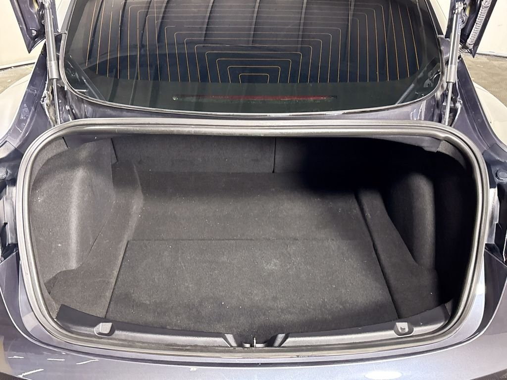 Used 2018  Tesla Performance image 22