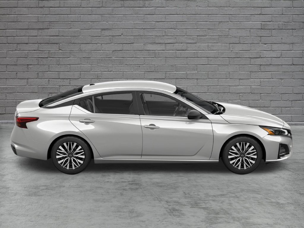 New 2026 Silver Nissan 2.5 SV image 4