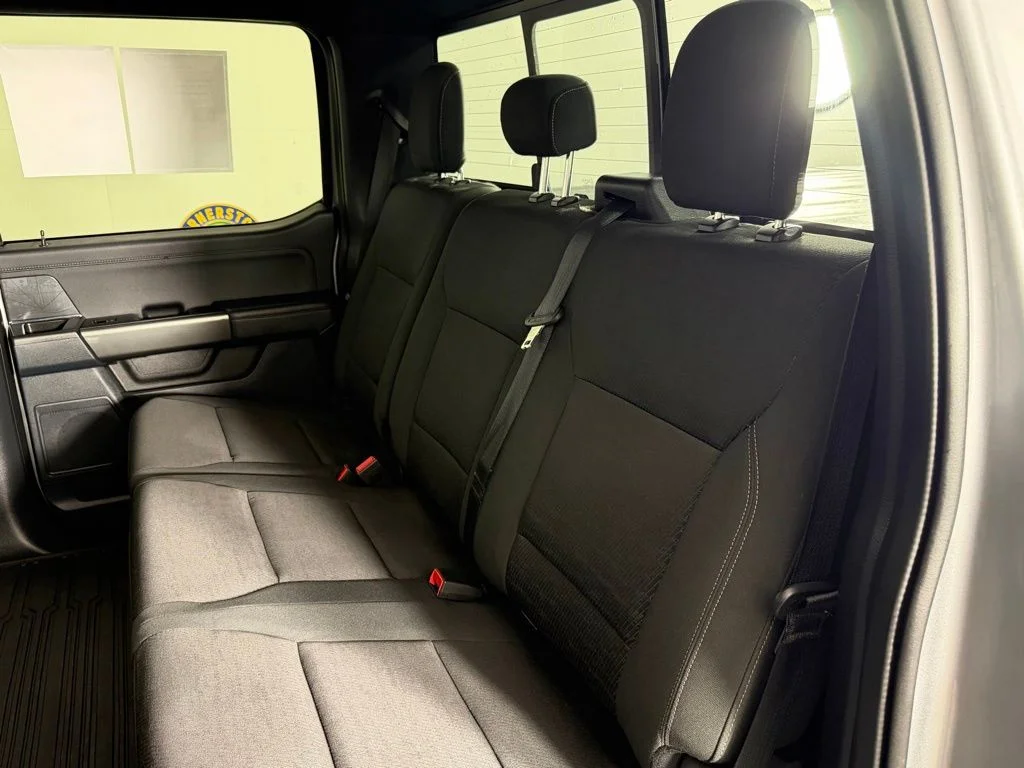 Used 2023 Silver Ford XLT image 16
