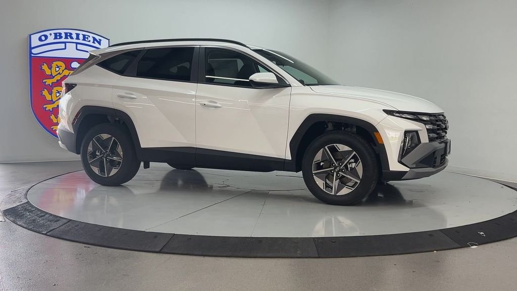 New 2026 White Pearl Hyundai SEL AWD image 8