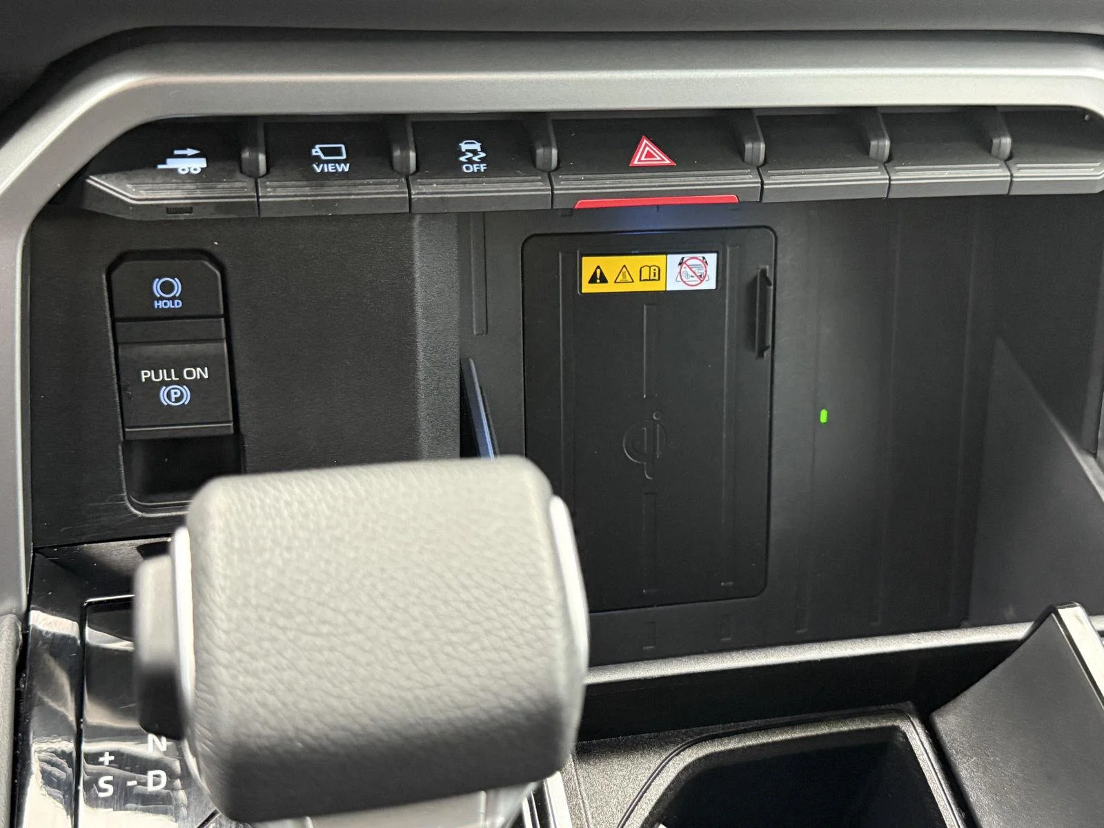 Used 2024 Wind Chill Pearl Toyota Platinum image 37