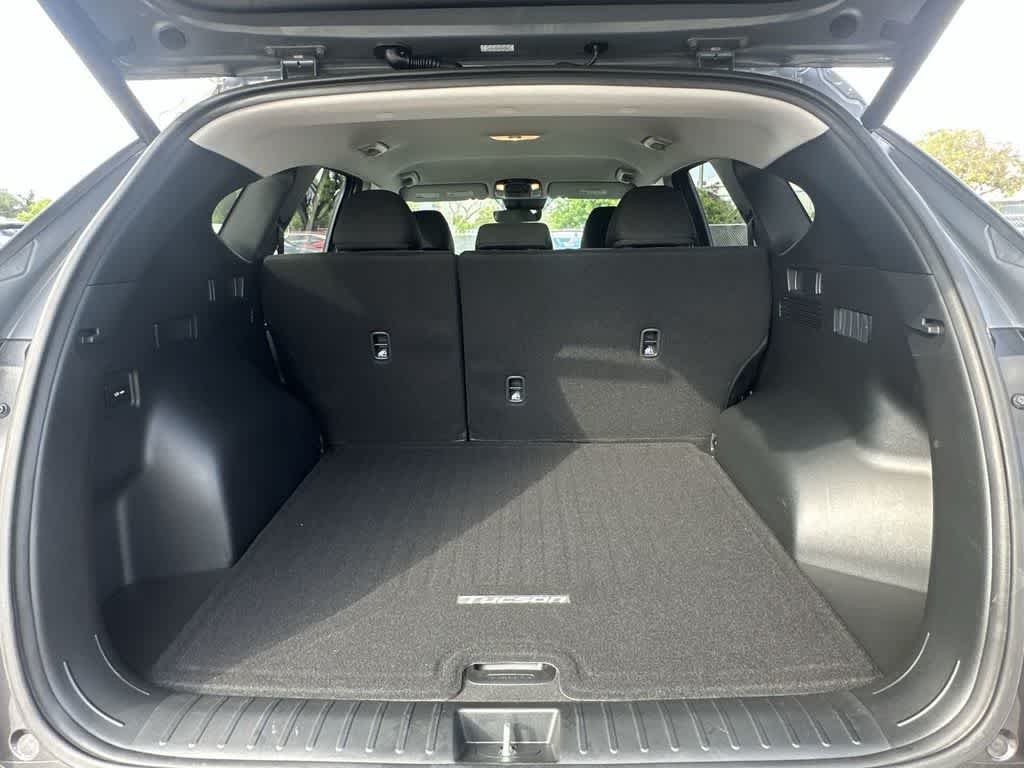 Used 2024 Titan Gray Hyundai SEL image 25