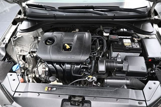 Used 2020 Silver Hyundai SEL image 26