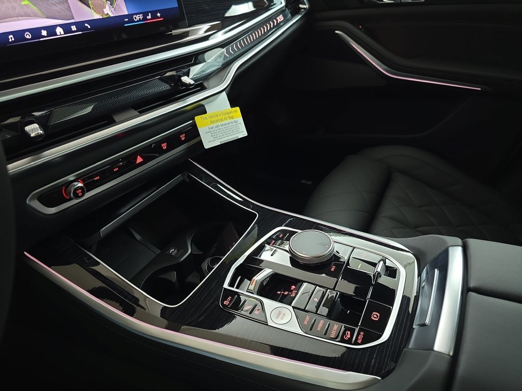 New 2026 Alpine White BMW xDrive50e image 25