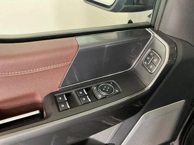 Used 2023 Gray Ford Lariat image 15
